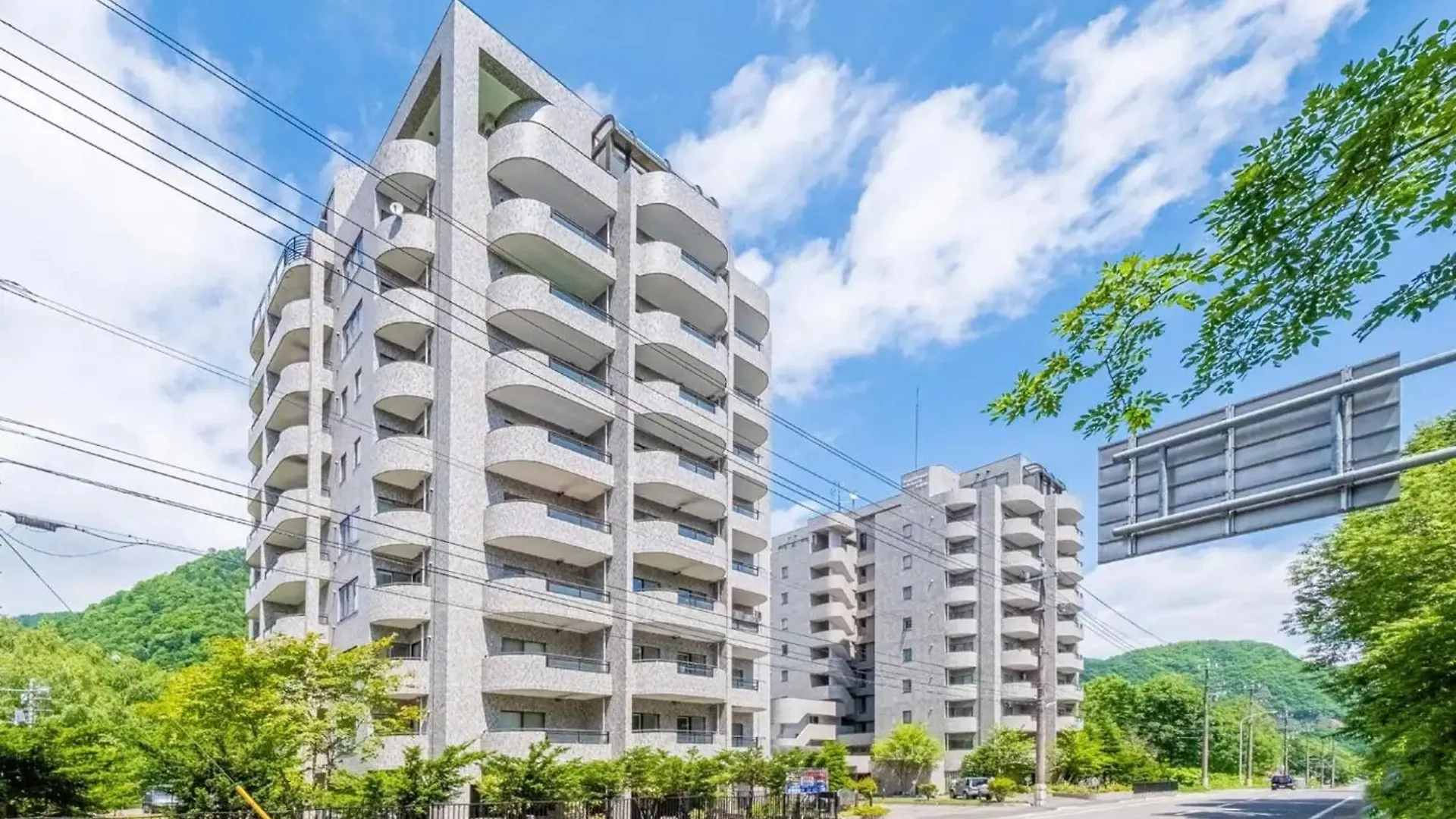 Lions Mansion Sapporo Jozankei Sanbankan 407 - Vacation Stay 26392V 0*,